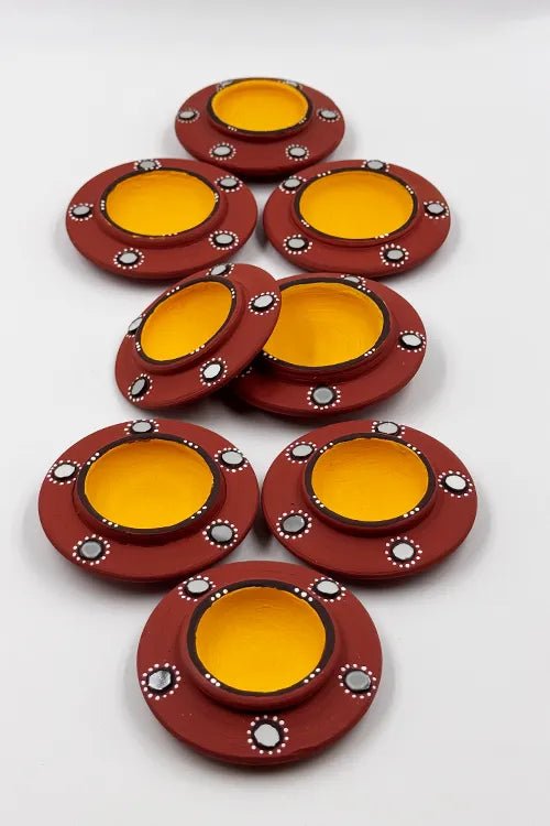 Antarang: Terracotta- Handpainted - Terracotta Disc Diya Set Of 8