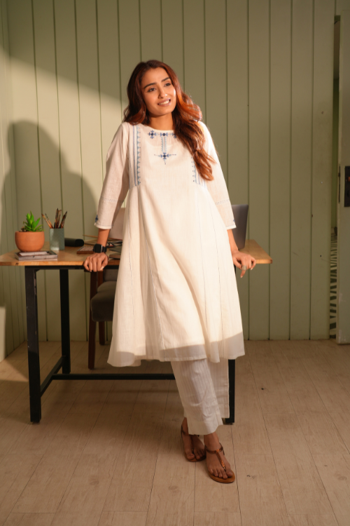 Rangsutra Dhwani White- Blue Flared Cotton Kurta With Soof Hand Embroidery
