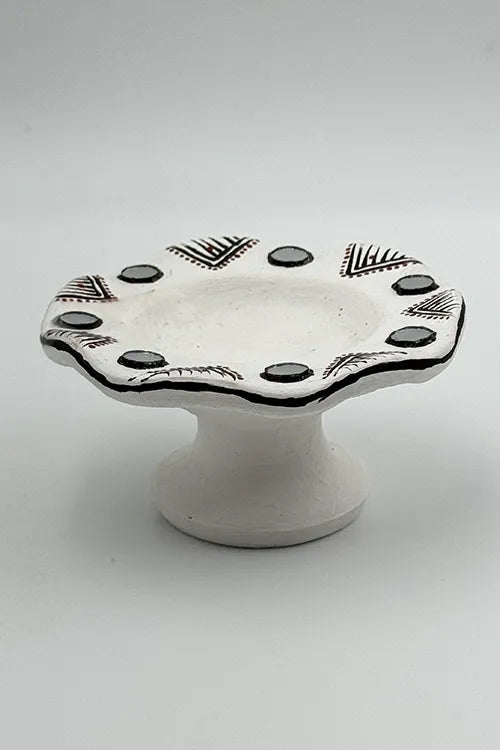 Antarang: Terracotta- Handpainted - White Flower Diya Set Of 6