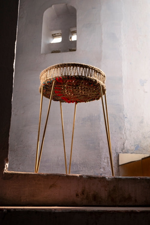 Sirohi Ida Round Tray Table
