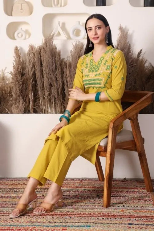 Urmul Sindhi Embroidery SAMU Lime Green Kurta - Pant Set