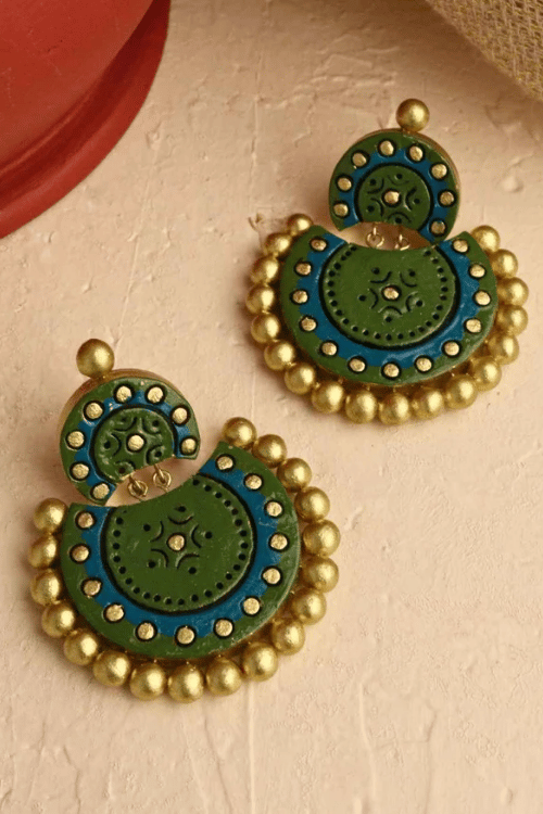 Mridah 'Chandrakala' Handmade Terracotta Moon Choker Set Without Maangtika