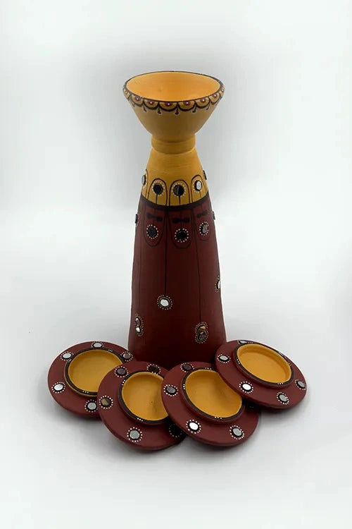 Antarang: Terracotta- Handpainted - Set Of Terracotta Disc Diyas & Long Diya