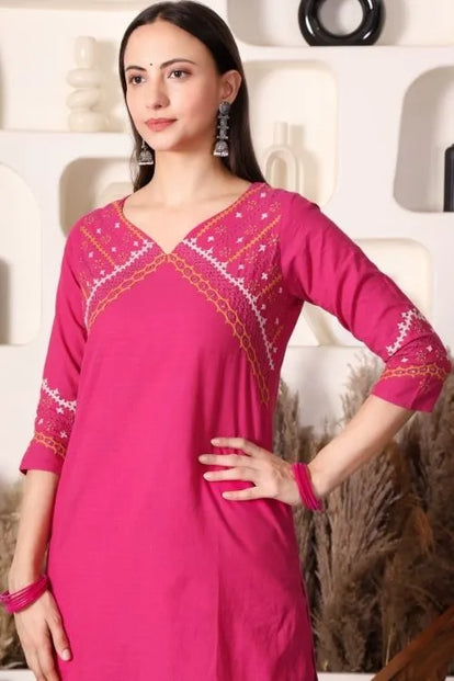 Urmul Sindhi Embroidery SANTOSH Pink Kurta - Pant Set