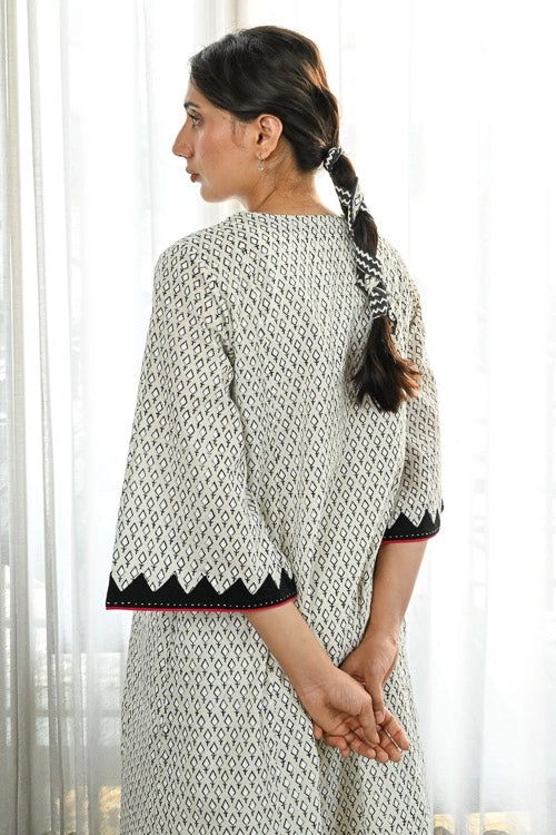 Dharan "Saanjh Kurta Black & White