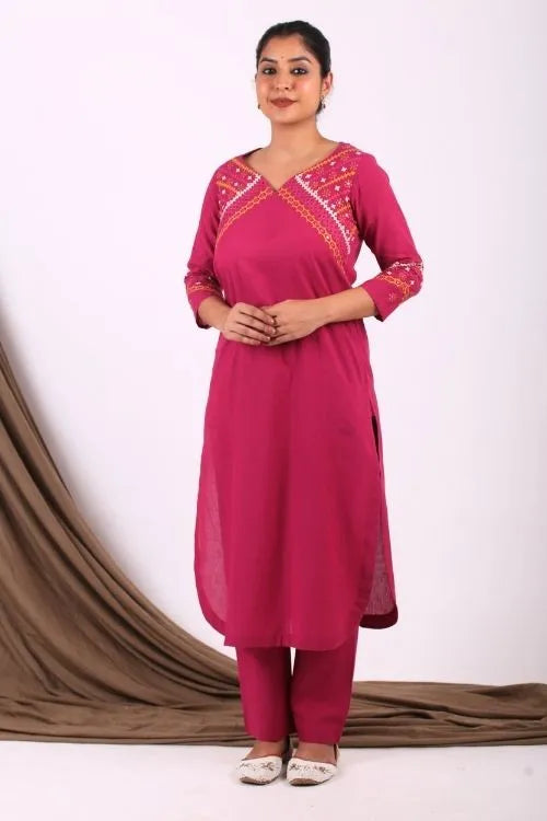 Urmul Sindhi Embroidery SANTOSH Pink Kurta - Pant Set