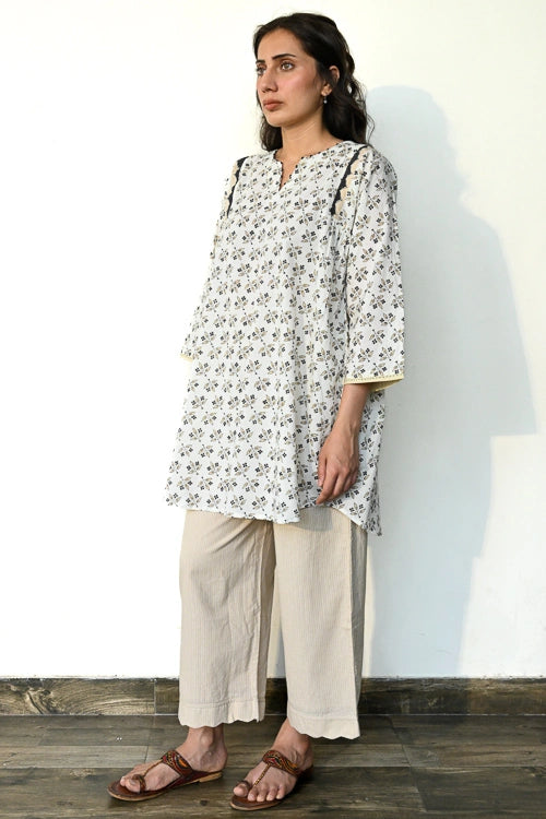 Dharan "Nyra Tunic Black & White