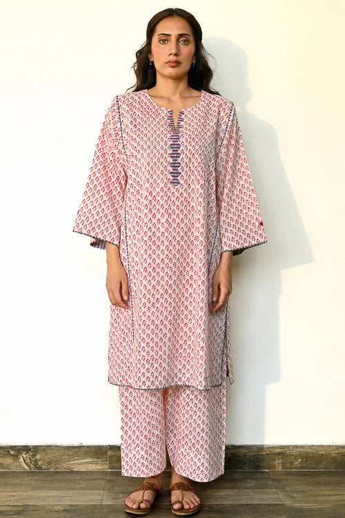 Dharan "Noor Kurta Peach"