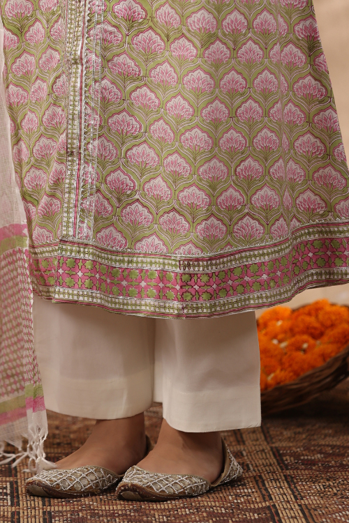 Shuddhi Green And Pink 2 Piece Kurta Set