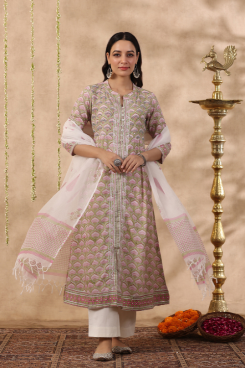 Shuddhi Green And Pink 2 Piece Kurta Set