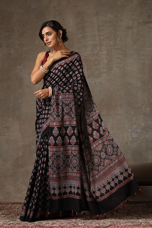 TENAARO  Ajrakh Hand Block Printed Mul Cotton Saree (Black4)