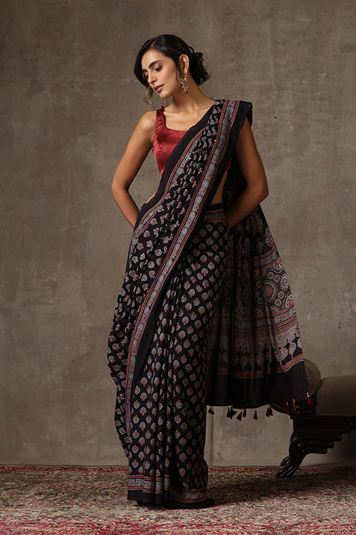 TENAARO  Ajrakh Hand Block Printed Mul Cotton Saree (Black4)