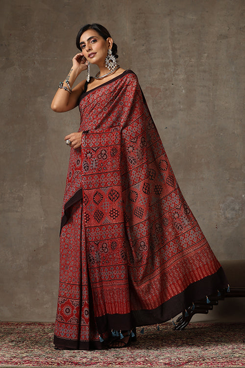 TENAARO  Ajrakh Hand Block Printed Mul Cotton Saree (Red2)