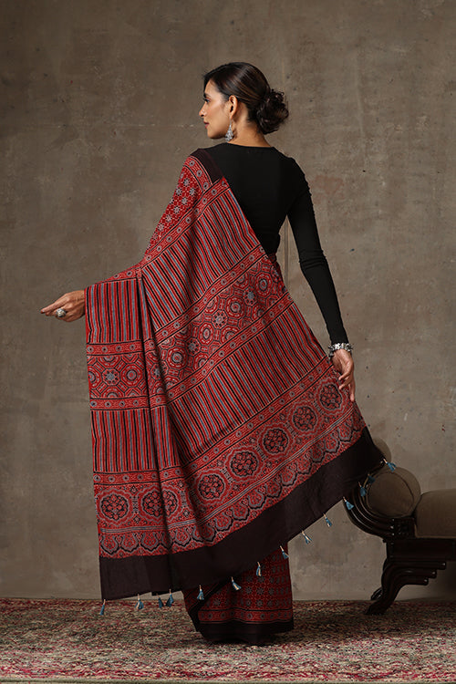 TENAARO  Ajrakh Hand Block Printed Mul Cotton Saree (Red3)