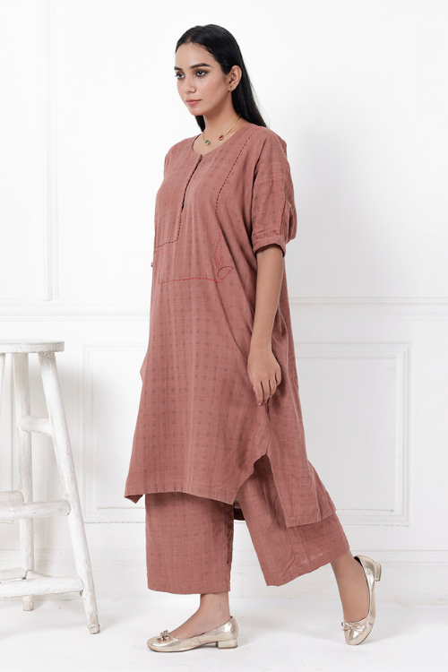 Bebaak Coco Hand-Embroidered & Handwoven Antifit Tunic Set