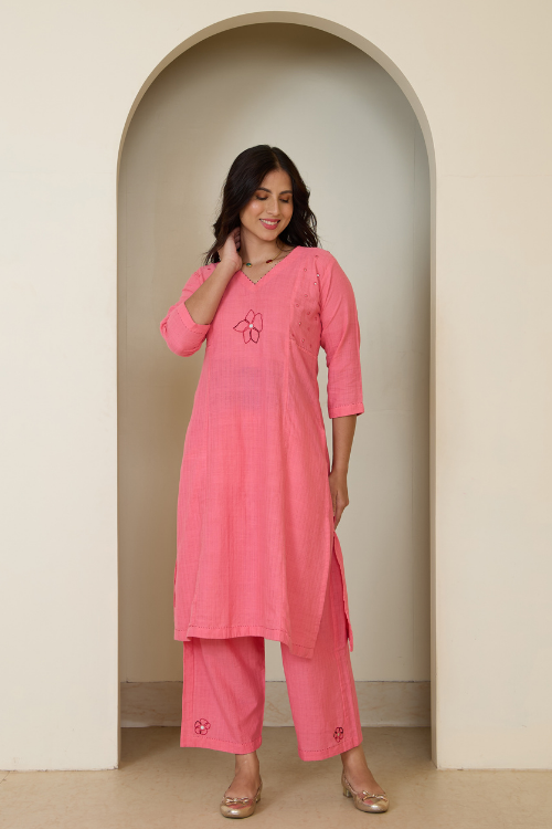 Bebaak Dia Handwoven & Hand Embroidered Mirror Kurta Set