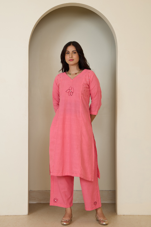 Bebaak Dia Handwoven & Hand Embroidered Mirror Kurta Set