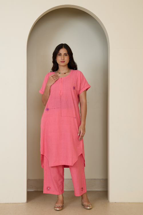 Bebaak Dia Handwoven & Hand Embroidered Antifit  Tunic Set