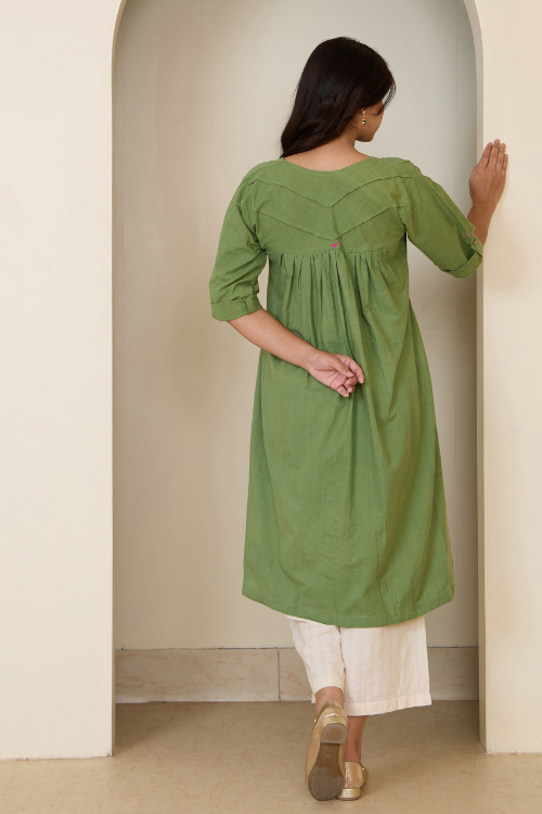 Bebaak Ada Heart Hand Embroidered & Handwoven Tunic Set