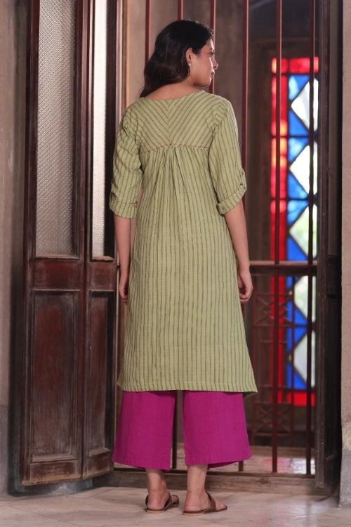 Bebaak Pallavi Lotus Handwoven Kurta Set
