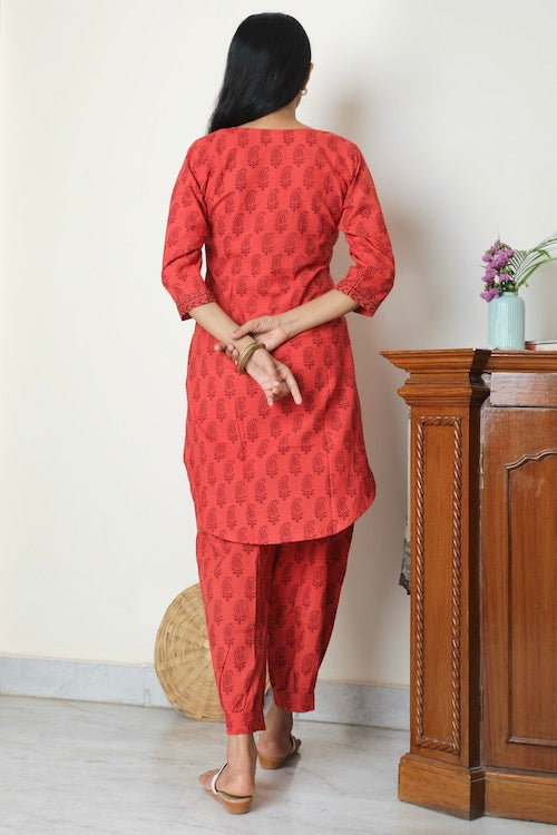 Bebaak Amruta Bagh Printed Tunic Set