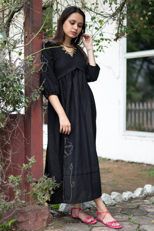 Bebaak Maya Hand Embroidered & Handwoven Black Maxi Dress Okhaistore Bebaak Maya Hand Embroidered & Handwoven Black Maxi Dress Okhaistore