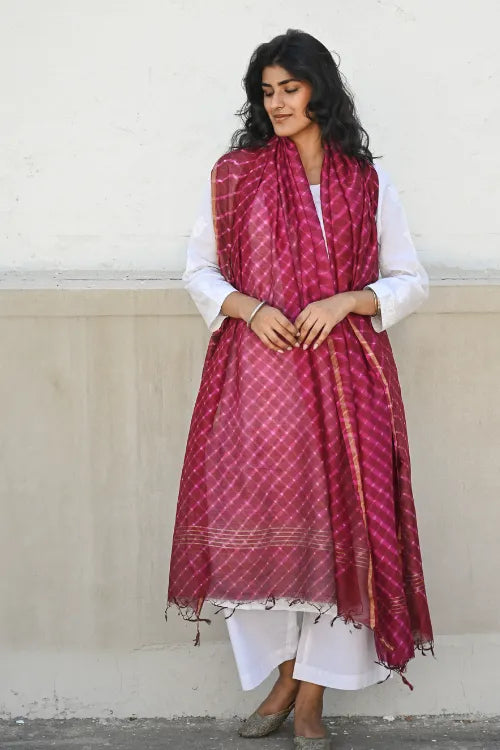 The ICH Exclusive Lehariya Chanderi Dupatta - Berry Blast