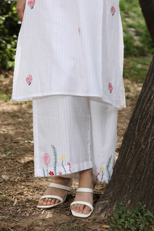 Bebaak Indian Rose Handpainted & Handwoven  Tunic Set