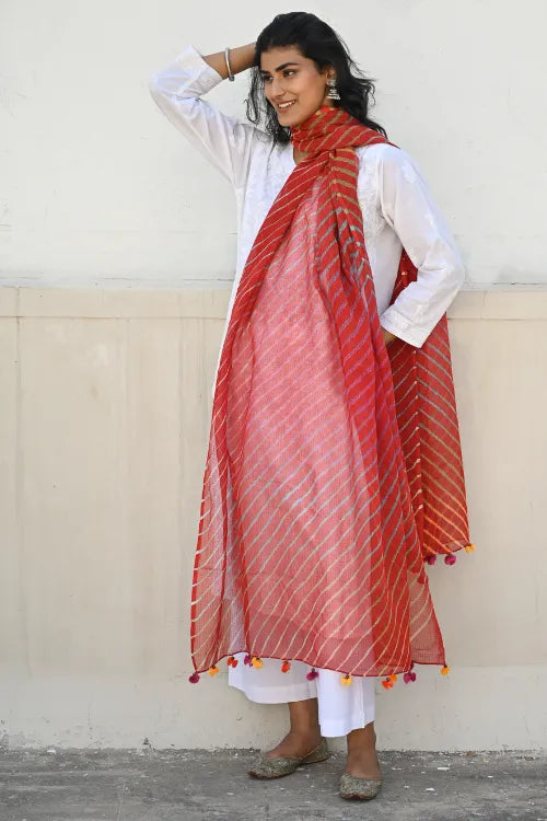 The ICH Soft Lehariya Kota Doria Cotton Dupatta - Scarlet Red
