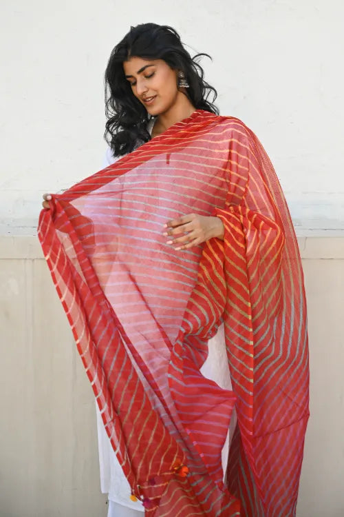 The ICH Soft Lehariya Kota Doria Cotton Dupatta - Scarlet Red