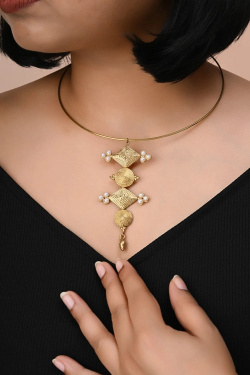 Miharu Saachi Hasuli Dokra Necklace