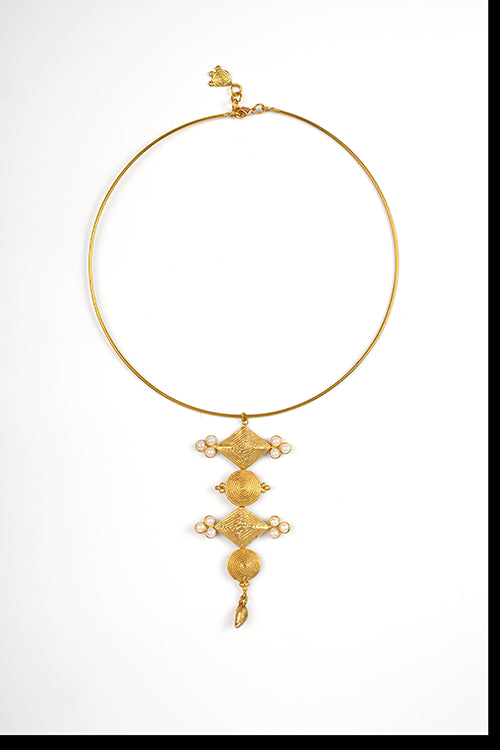 Miharu Saachi Hasuli Dokra Necklace