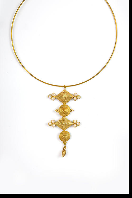 Miharu Saachi Hasuli Dokra Necklace