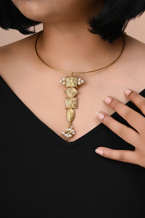 Miharu Vanya Hasuli Dokra Necklace