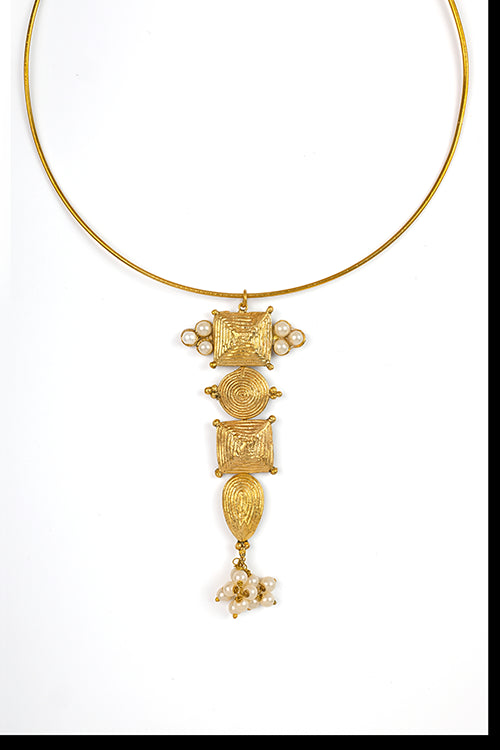 Miharu Vanya Hasuli Dokra Necklace