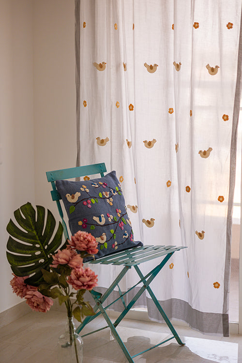 Samoolam Prakriti Door Curtain ~ Crochet Birds ~ Light Grey