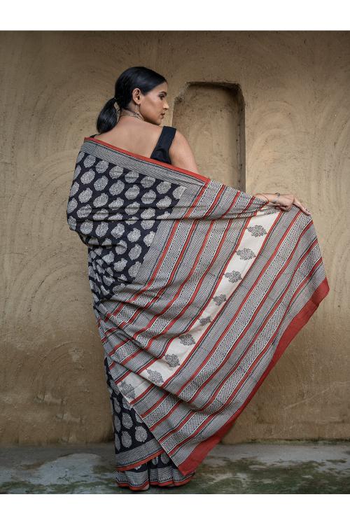TICH Classic Appeal. Bagru Hand Block Printed Mul Cotton Saree - Black Paisley