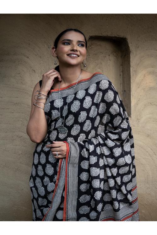 TICH Classic Appeal. Bagru Hand Block Printed Mul Cotton Saree - Black Paisley