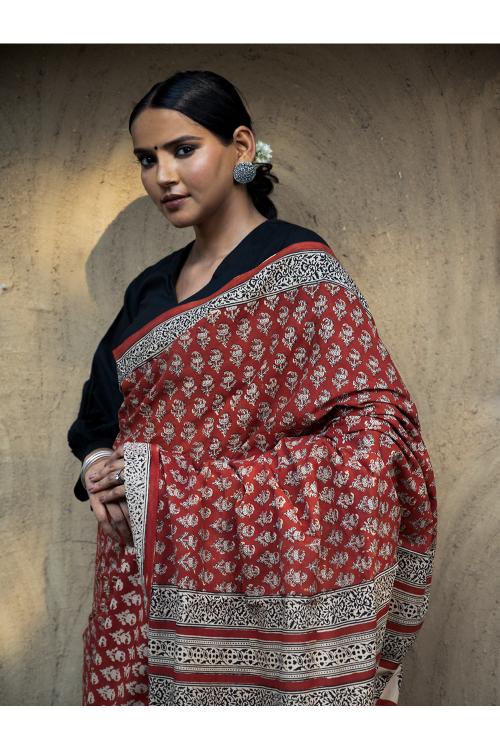 TICH Classic Appeal. Bagru Hand Block Printed Mul Cotton Saree - Vibrant Flora