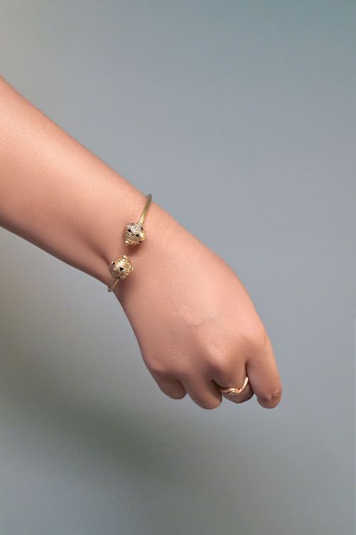 Miharu Flexi Glam Brass Bracelet