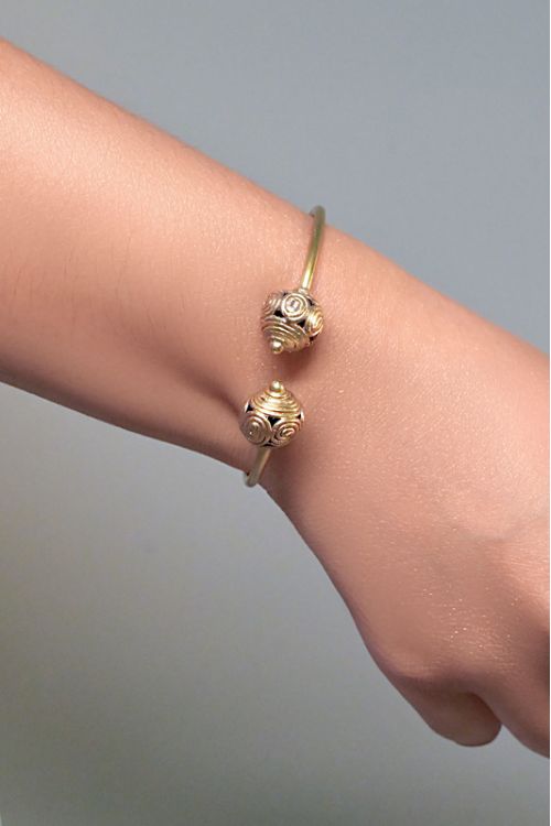 Miharu Flexi Glam Brass Bracelet