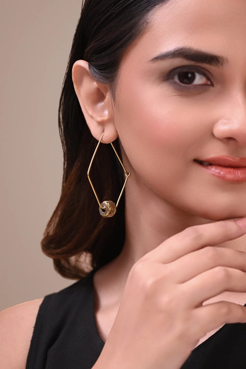 Miharu Advika Heritage Triangle Drops