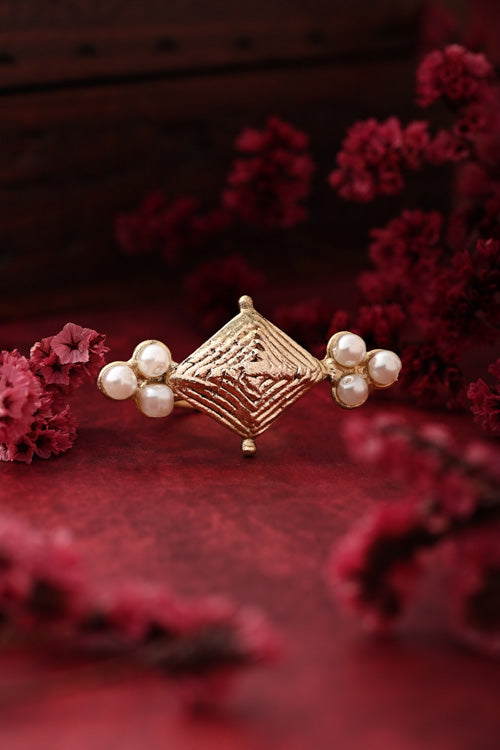 Miharu Dhokra Rhombus Adjustable Finger Rings