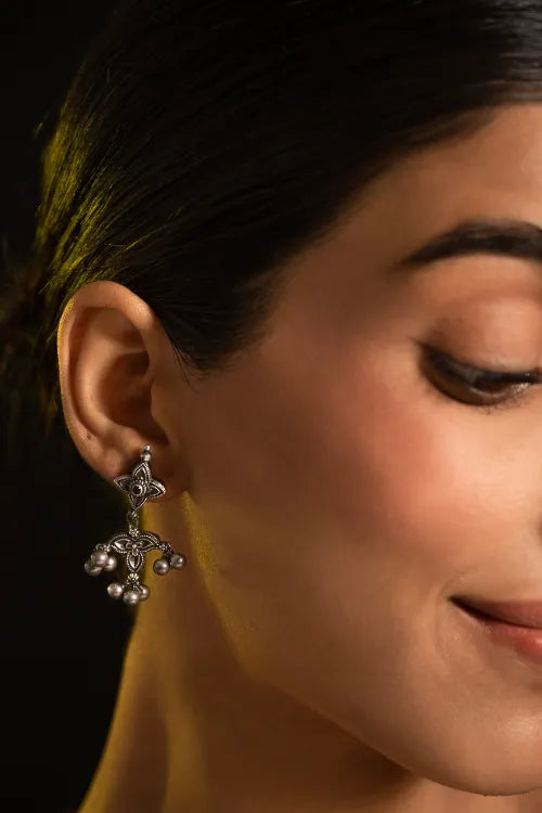 TICH Pure Silver Traditional Maharashtrian Earrings - Taraveli