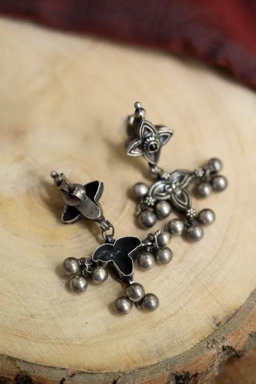 TICH Pure Silver Traditional Maharashtrian Earrings - Taraveli