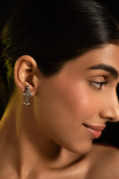 TICH Pure Silver Traditional Maharashtrian Earrings - Tara?gan Studs