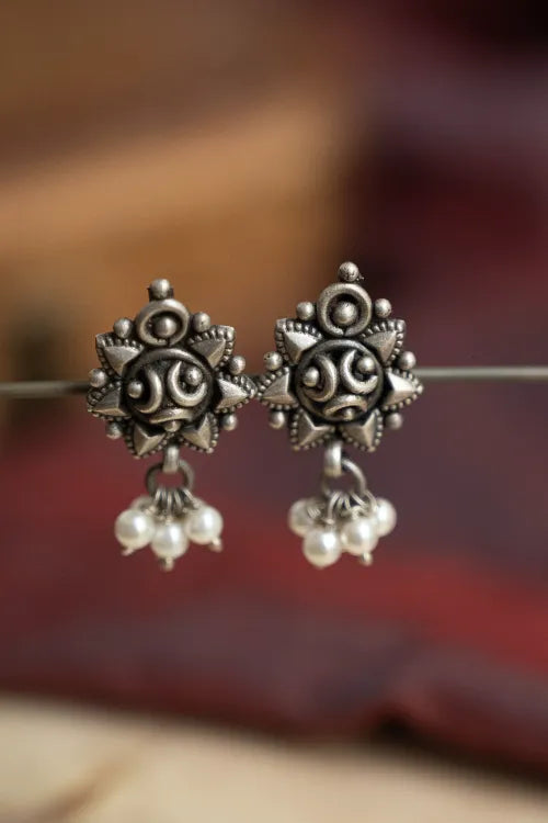 TICH Pure Silver Traditional Maharashtrian Earrings -  Chandratara