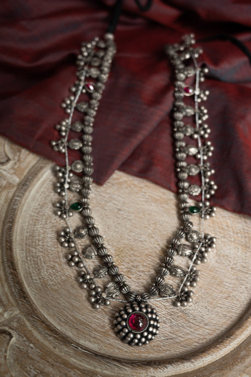 TICH Pure Silver Traditional Maharashtrian Neckpiece - The Saaz