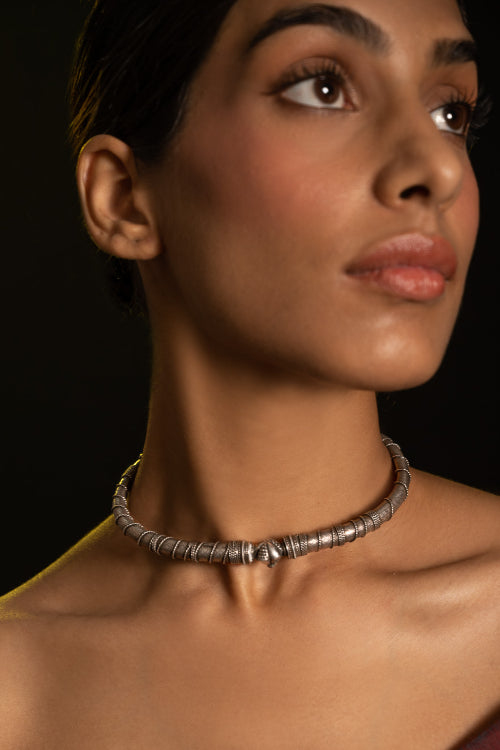 TICH Pure Silver Traditional Maharashtrian Neckpiece - The Hasli