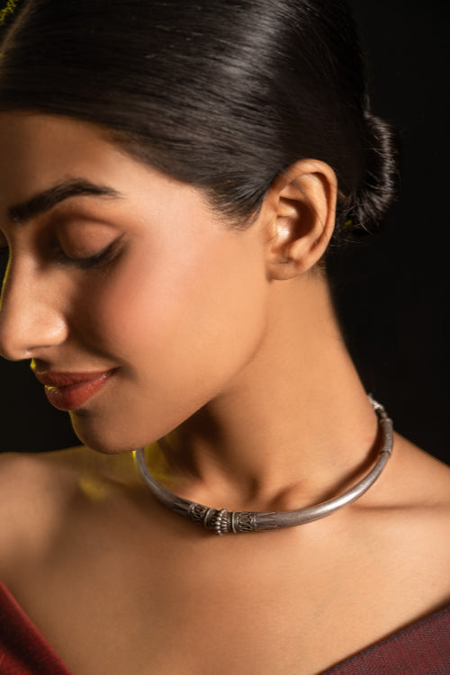TICH Pure Silver Traditional Maharashtrian Neckpiece - Classic Hasli